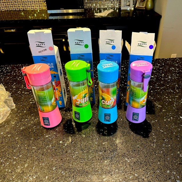 4 PACK COLOURFUL PERSONAL BLENDERS. - Picture 1 of 2